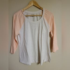 Long sleeve t-shirt